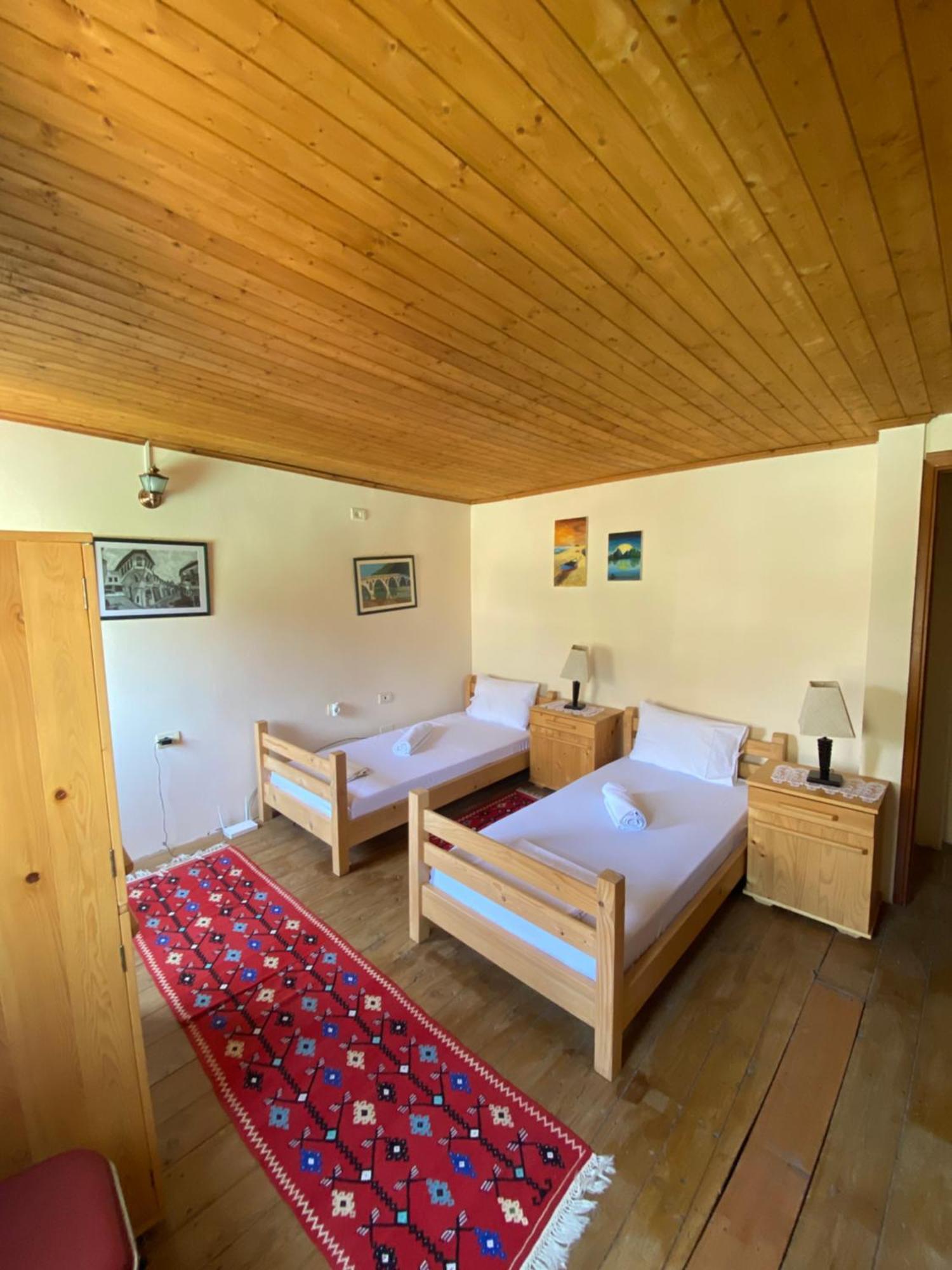 Teo'S Guest House Berat Exterior foto